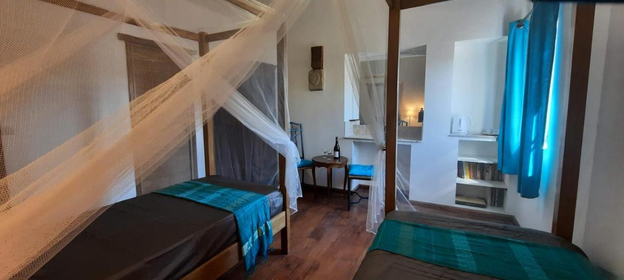 Le Fort D'Issigeac Chambres D'Hotes المظهر الخارجي الصورة