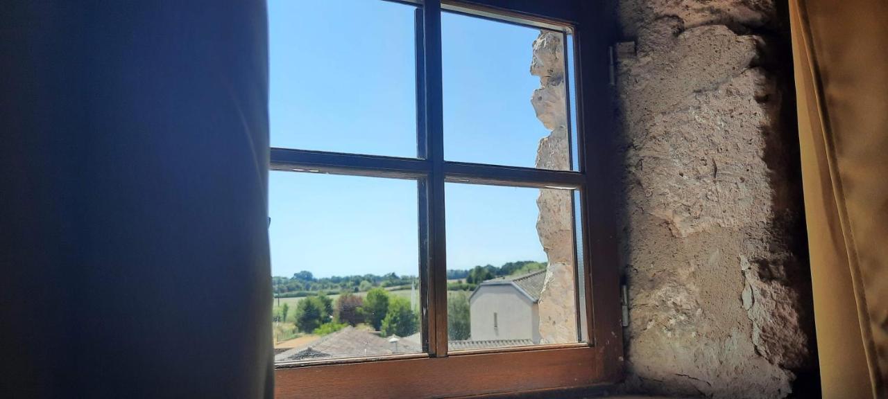 Le Fort D'Issigeac Chambres D'Hotes المظهر الخارجي الصورة